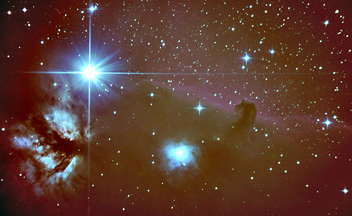Nebulae around Zeta Orionis